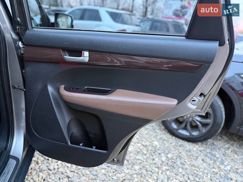 Внедорожник / Кроссовер Kia Sorento 2010 в Коломые фото 31 Внедорожник / Кроссовер Kia Sorento 2010 в Коломые