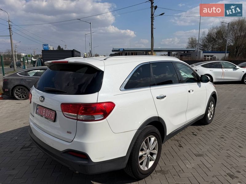 Внедорожник / Кроссовер Kia Sorento 2015 в Луцке