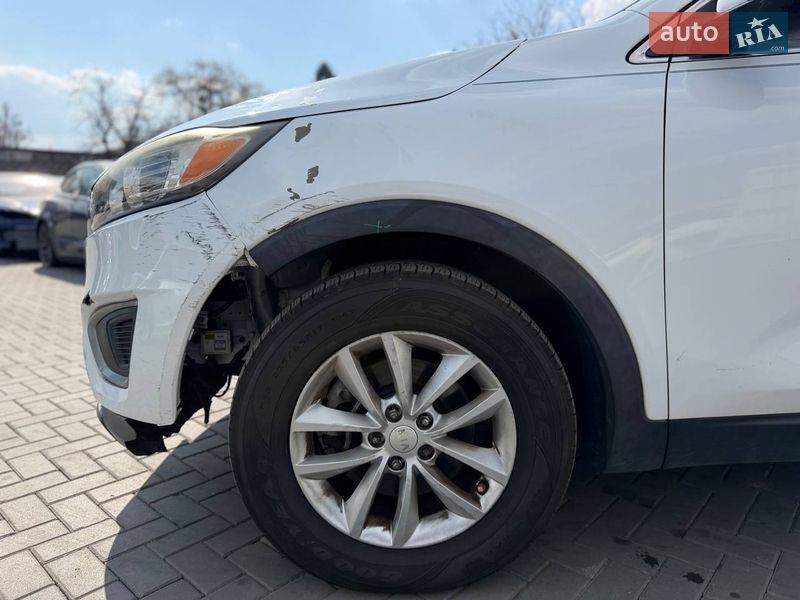 Внедорожник / Кроссовер Kia Sorento 2015 в Луцке
