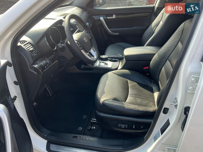 Позашляховик / Кросовер Kia Sorento 2012 в Козятині