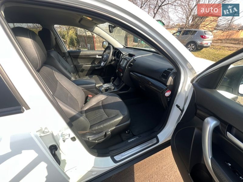 Позашляховик / Кросовер Kia Sorento 2012 в Козятині