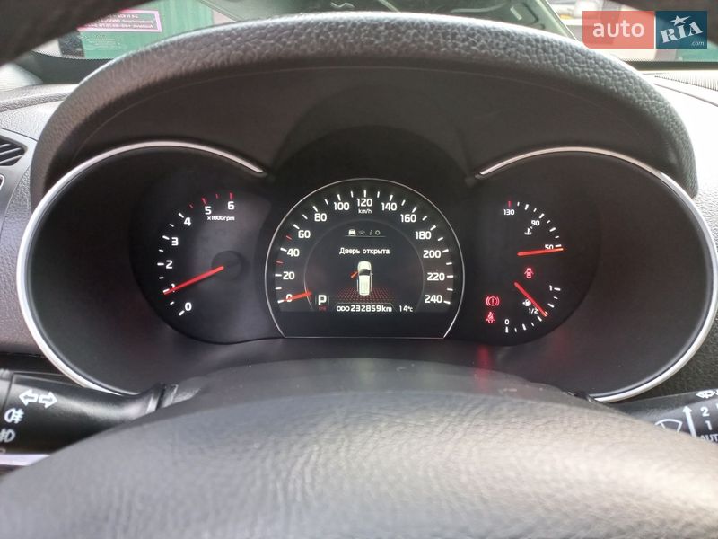 Позашляховик / Кросовер Kia Sorento 2014 в Макарові