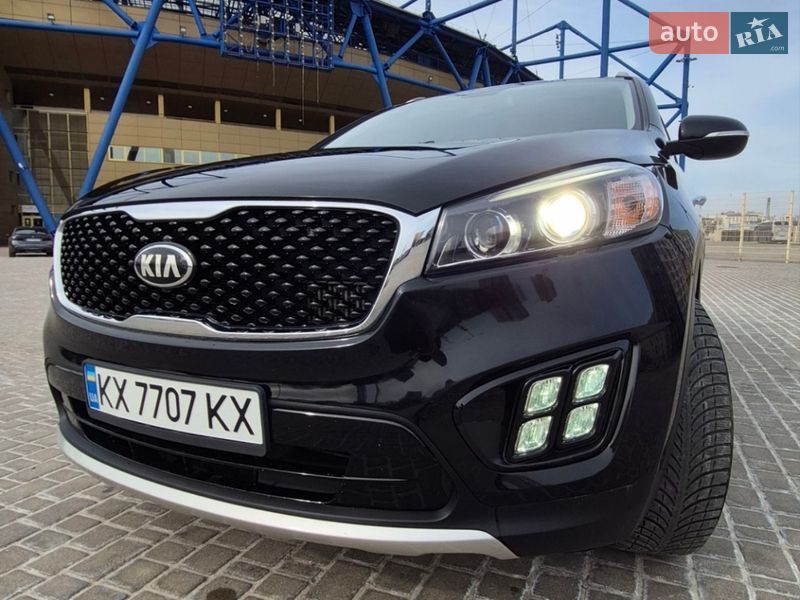 Внедорожник / Кроссовер Kia Sorento 2016 в Харькове