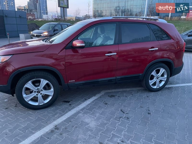 Внедорожник / Кроссовер Kia Sorento 2010 в Харькове