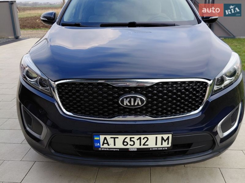 Внедорожник / Кроссовер Kia Sorento 2016 в Ивано-Франковске фото 4 Внедорожник / Кроссовер Kia Sorento 2016 в Ивано-Франковске