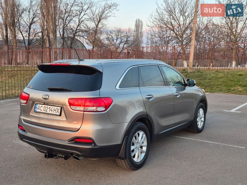 Позашляховик / Кросовер Kia Sorento 2016 в Луцьку