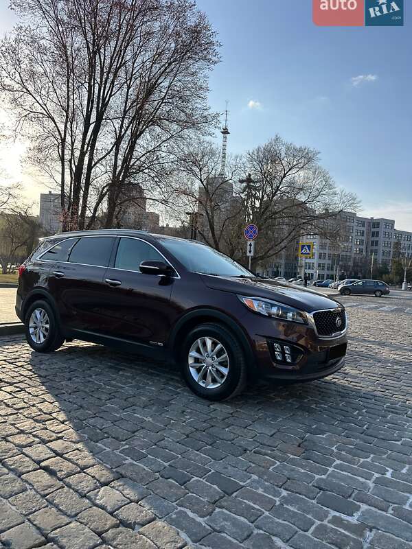 Позашляховик / Кросовер Kia Sorento 2017 в Києві