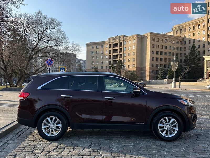 Позашляховик / Кросовер Kia Sorento 2017 в Києві