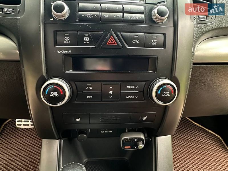 Позашляховик / Кросовер Kia Sorento 2010 в Новояворівську