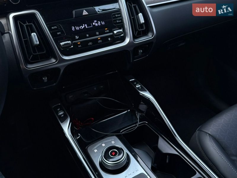 Позашляховик / Кросовер Kia Sorento 2020 в Дніпрі