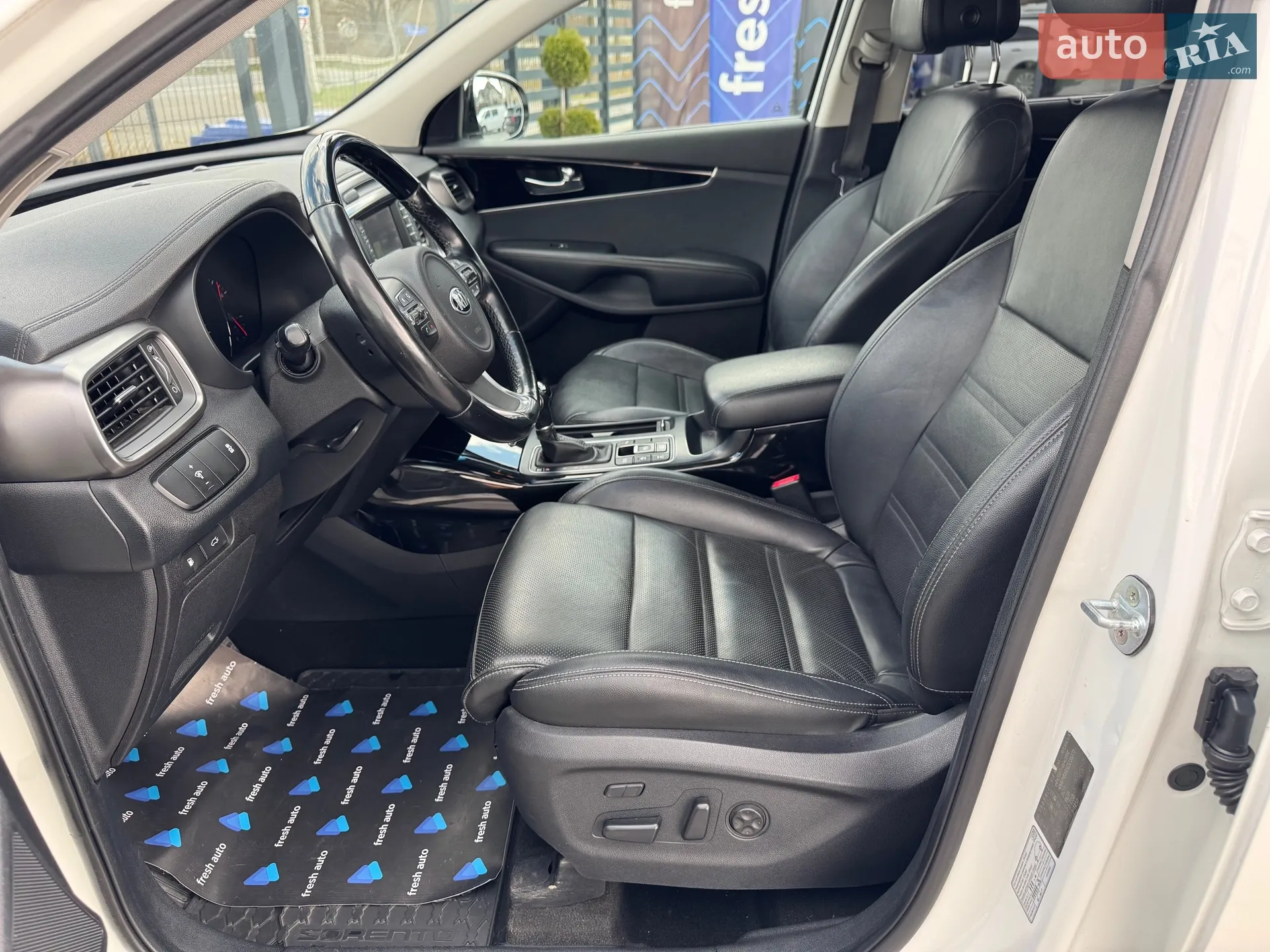 2016 Kia Sorento - мініатюра 21