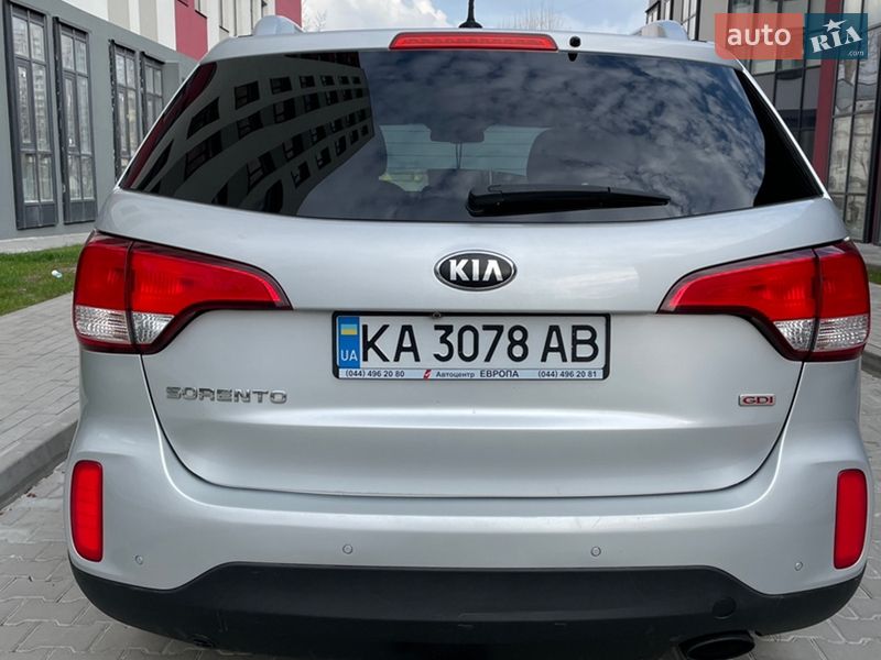Позашляховик / Кросовер Kia Sorento 2013 в Києві