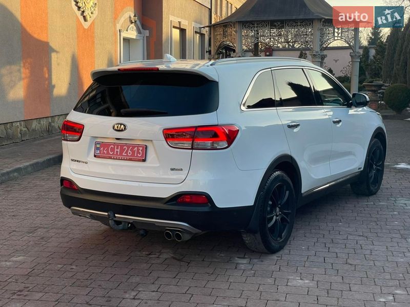 Позашляховик / Кросовер Kia Sorento 2015 в Стрию