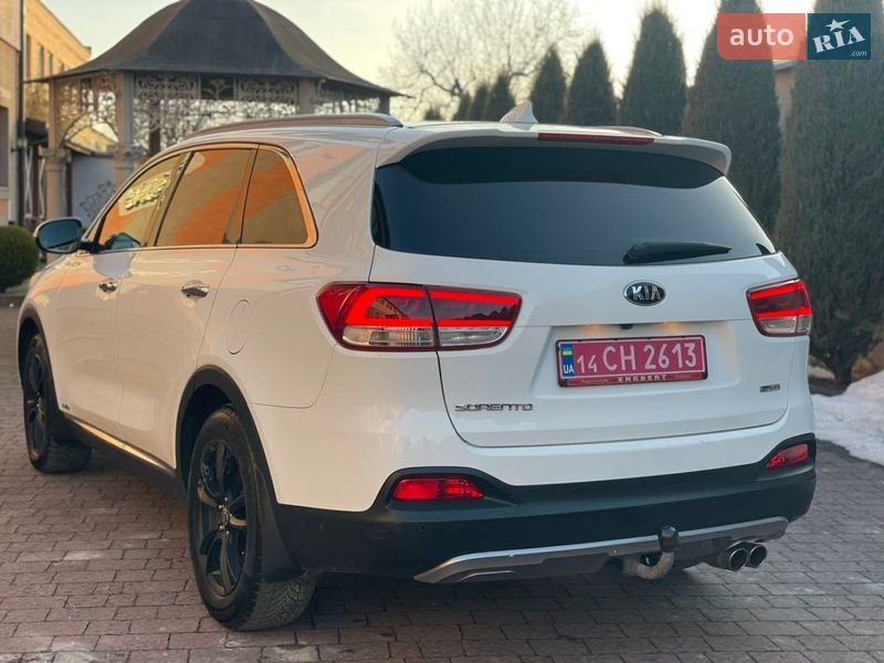 Позашляховик / Кросовер Kia Sorento 2015 в Стрию