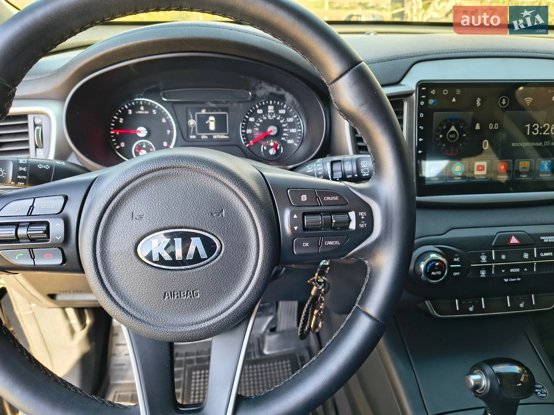 2017 Kia Sorento - мініатюра 12