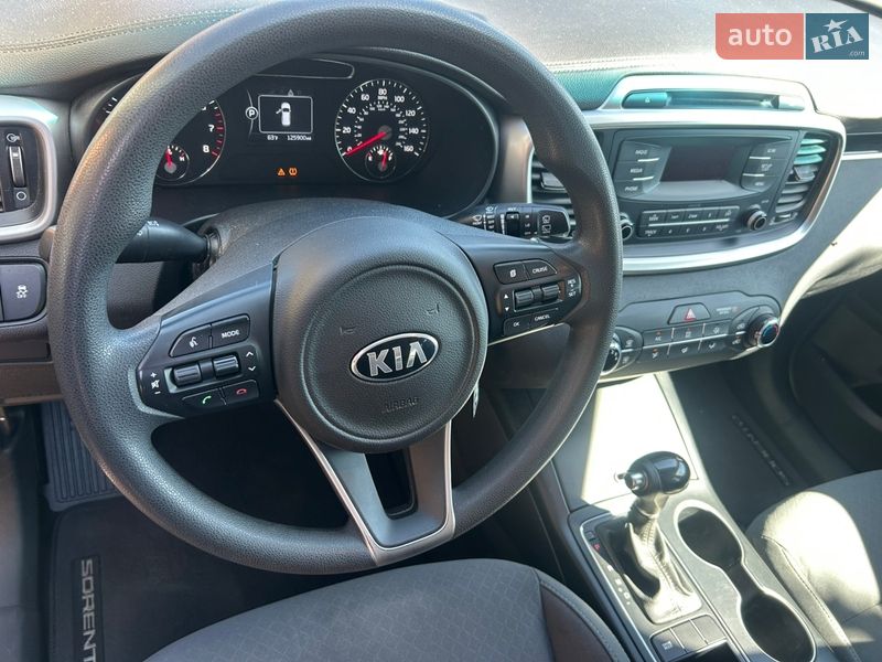 Позашляховик / Кросовер Kia Sorento 2016 в Володимирі