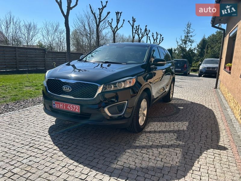 Позашляховик / Кросовер Kia Sorento 2016 в Володимирі