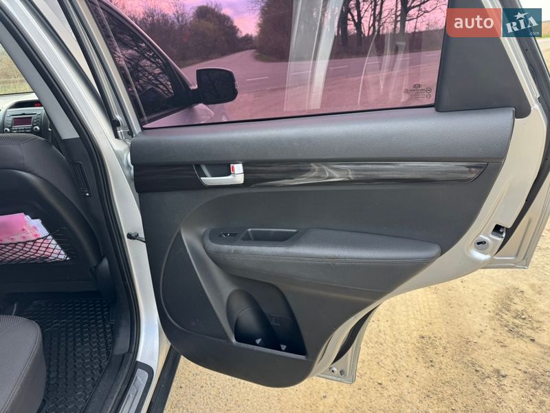 Внедорожник / Кроссовер Kia Sorento 2010 в Богородчанах