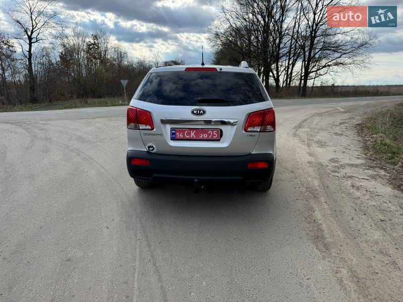 Внедорожник / Кроссовер Kia Sorento 2010 в Богородчанах