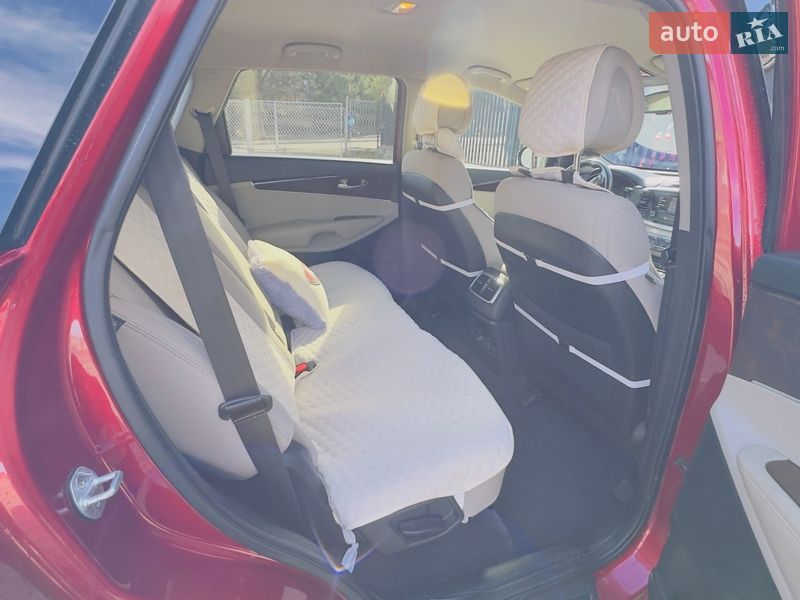 Внедорожник / Кроссовер Kia Sorento 2015 в Чорткове