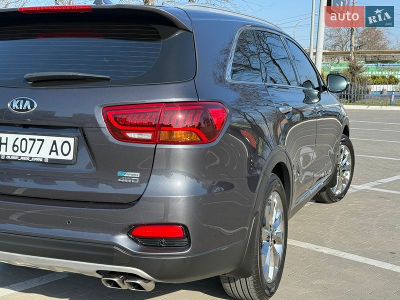 Позашляховик / Кросовер Kia Sorento 2018 в Одесі