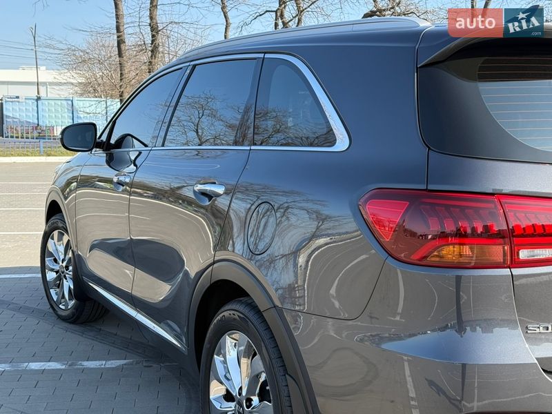 Позашляховик / Кросовер Kia Sorento 2018 в Одесі