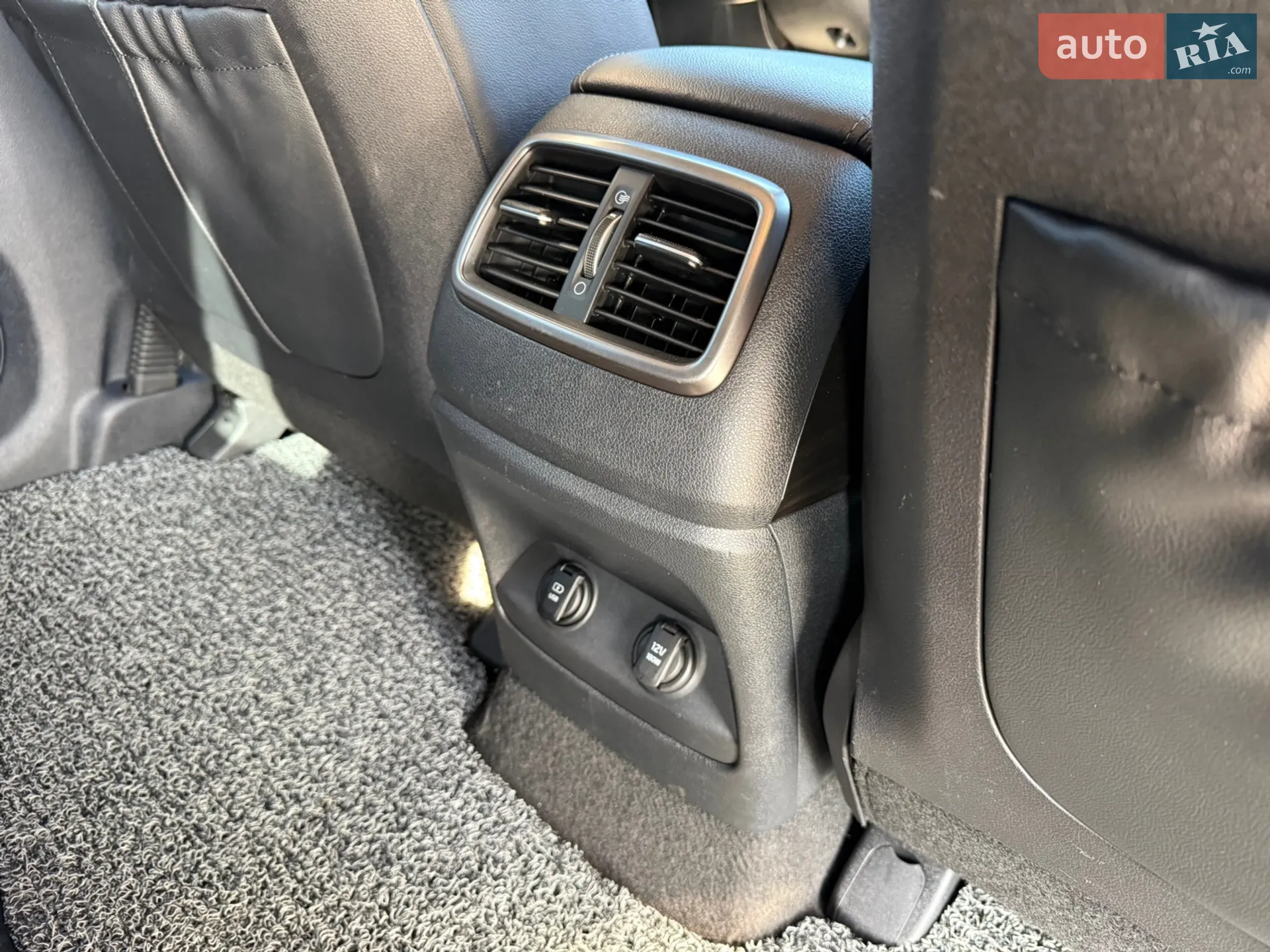 2018 Kia Sorento - мініатюра 39