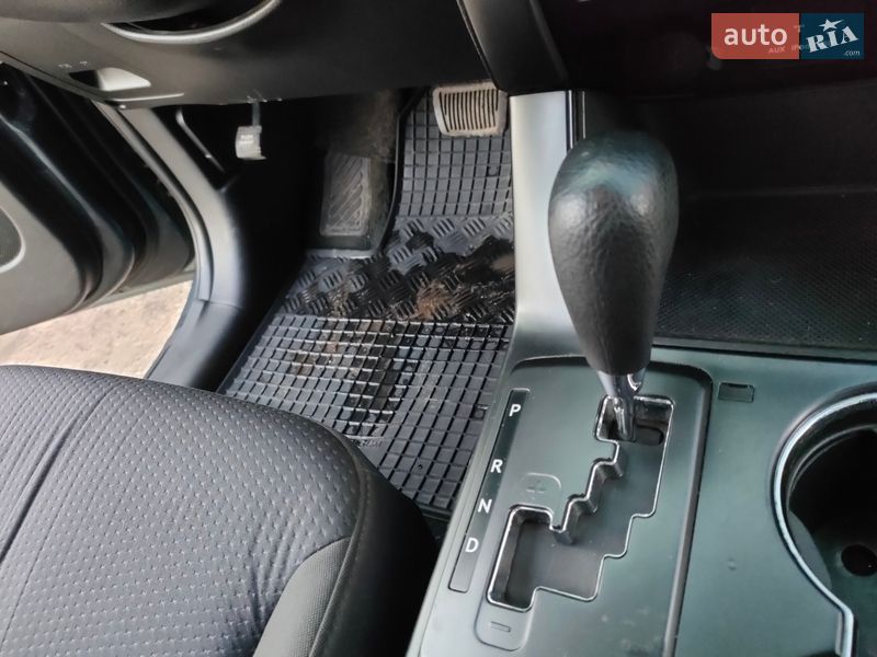 Позашляховик / Кросовер Kia Sorento 2010 в Сумах