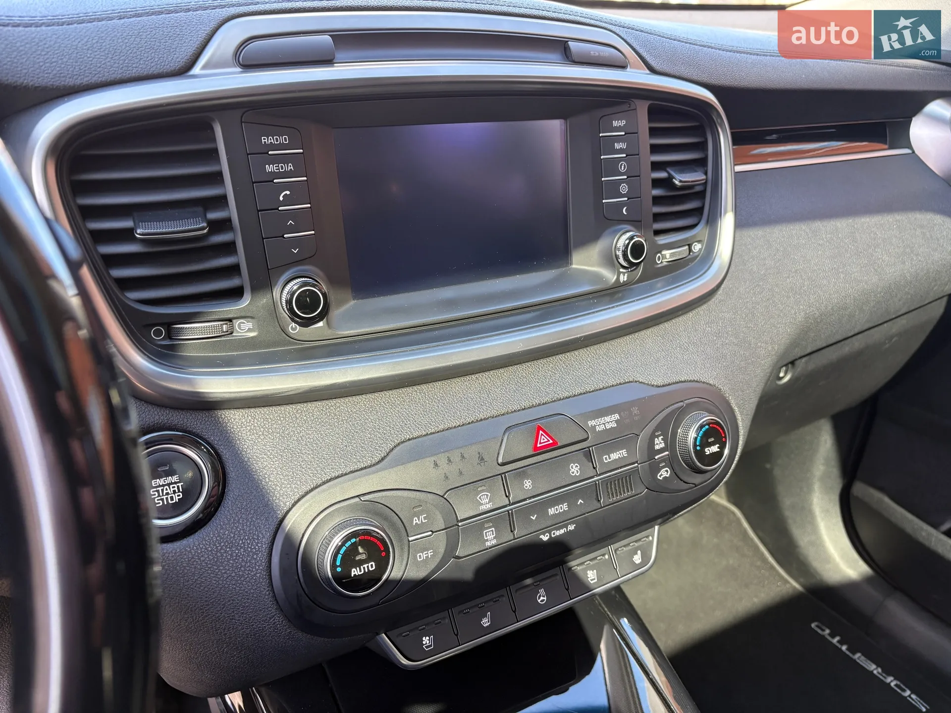 2016 Kia Sorento - мініатюра 26
