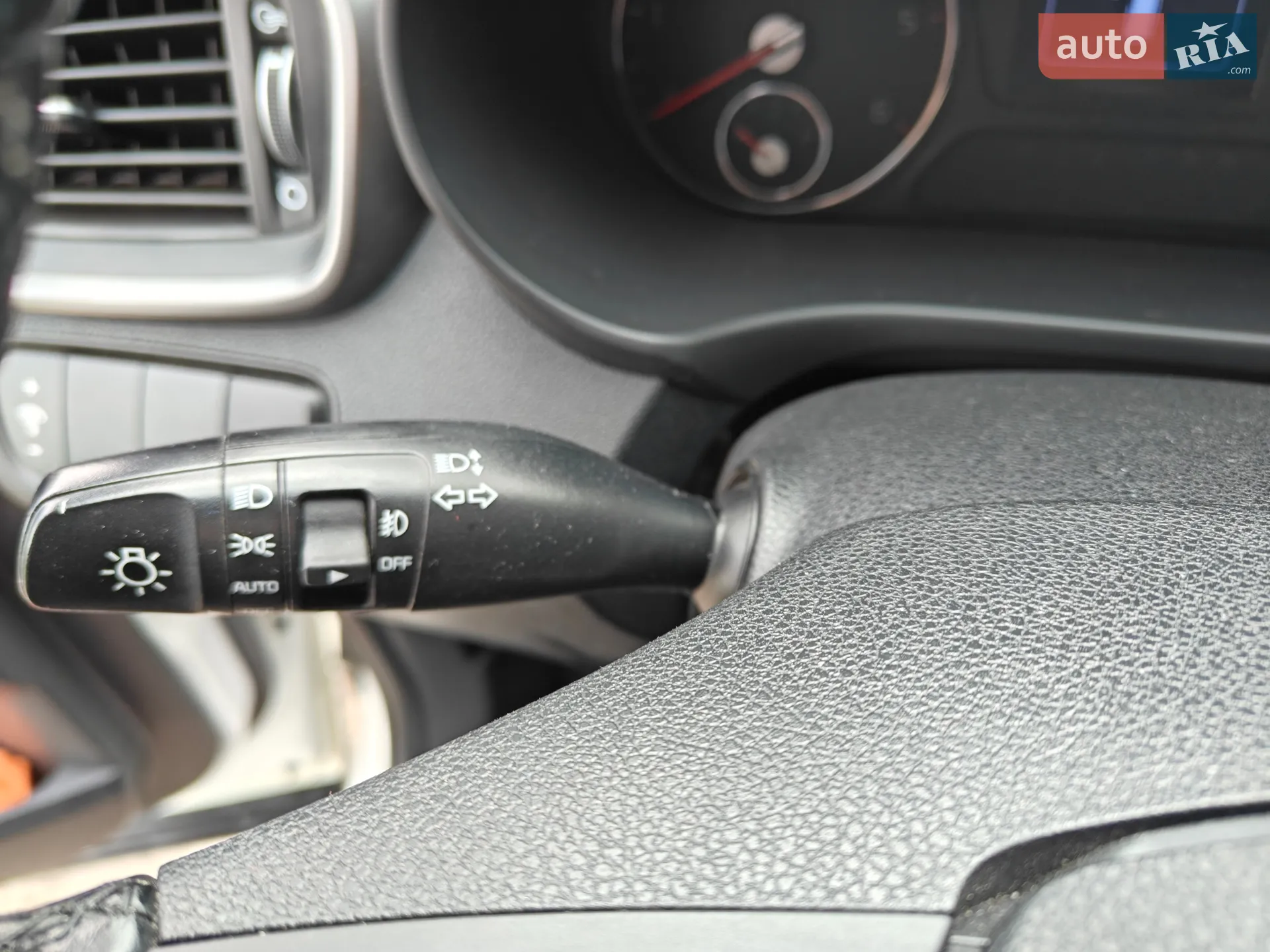 2016 Kia Sorento - мініатюра 9