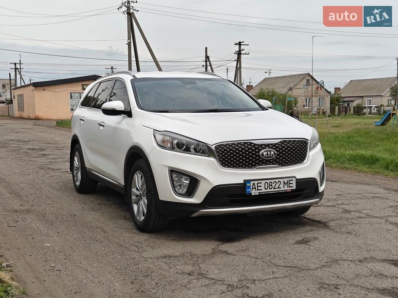 Внедорожник / Кроссовер Kia Sorento 2016 в Пятихатках фото 3 Внедорожник / Кроссовер Kia Sorento 2016 в Пятихатках