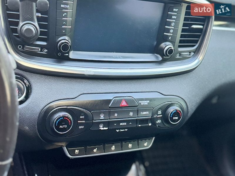 Внедорожник / Кроссовер Kia Sorento 2015 в Киеве фото 35 Внедорожник / Кроссовер Kia Sorento 2015 в Киеве