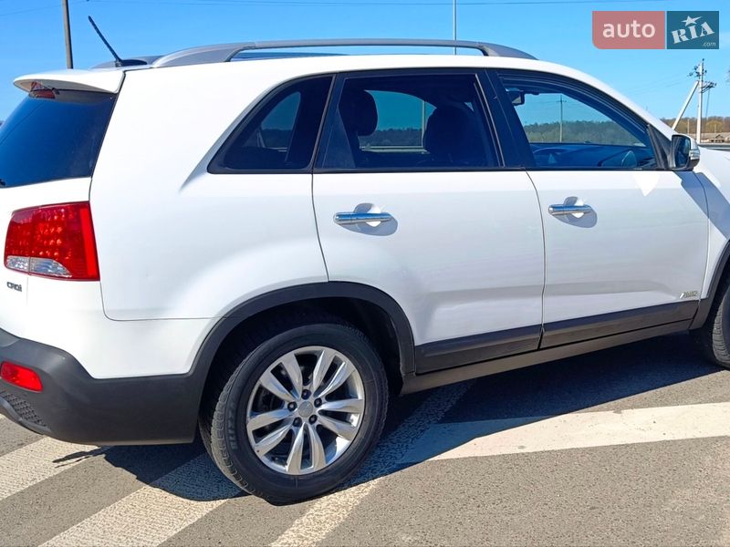 Внедорожник / Кроссовер Kia Sorento 2011 в Золотоноше фото 6 Внедорожник / Кроссовер Kia Sorento 2011 в Золотоноше