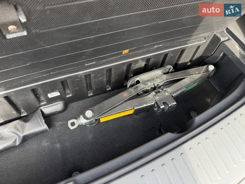 Внедорожник / Кроссовер Kia Sorento 2013 в Ровно фото 41 Внедорожник / Кроссовер Kia Sorento 2013 в Ровно