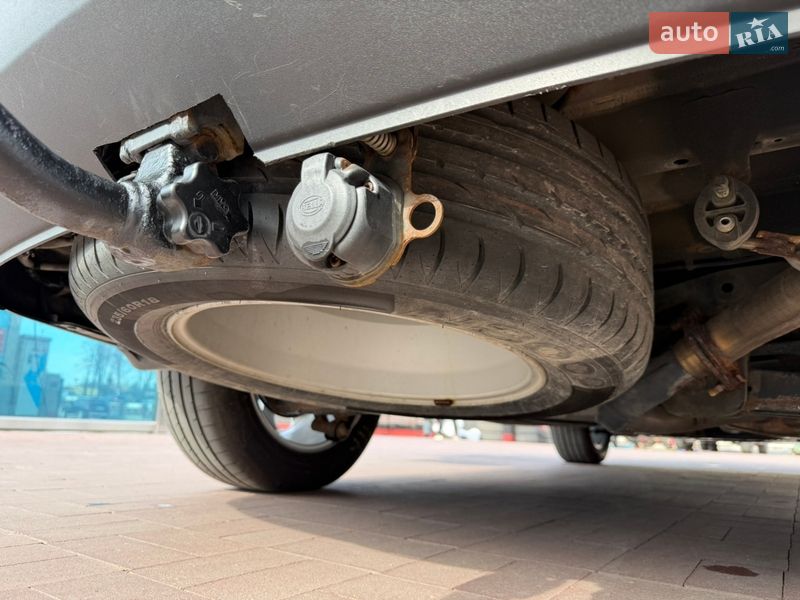 Внедорожник / Кроссовер Kia Sorento 2013 в Ровно фото 42 Внедорожник / Кроссовер Kia Sorento 2013 в Ровно