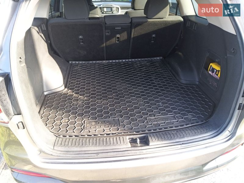 Внедорожник / Кроссовер Kia Sorento 2017 в Деражне фото 2 Внедорожник / Кроссовер Kia Sorento 2017 в Деражне