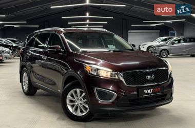 Внедорожник / Кроссовер Kia Sorento 2016 в Владимире