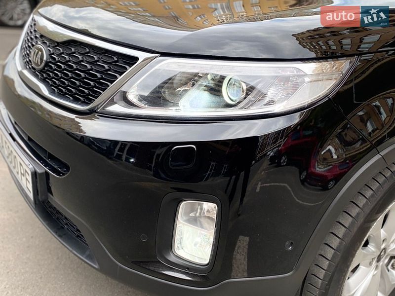 Внедорожник / Кроссовер Kia Sorento 2012 в Киеве