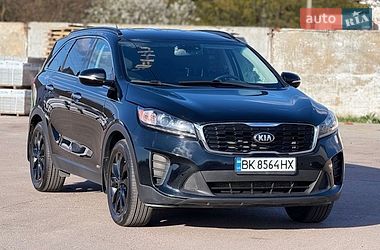 Позашляховик / Кросовер Kia Sorento 2019 в Сарнах