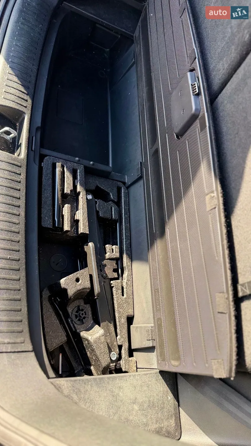 2019 Kia Sorento - мініатюра 35