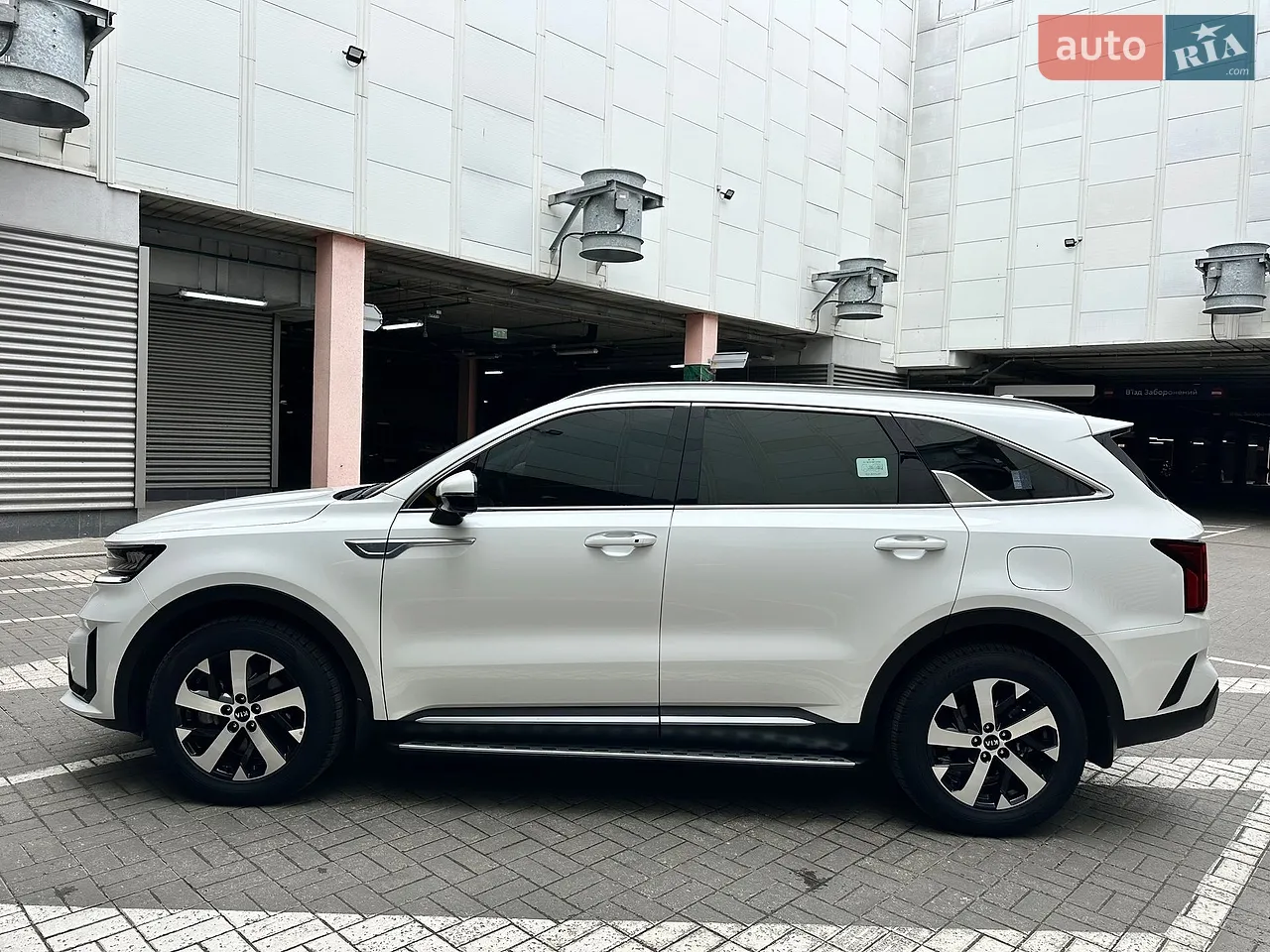 2022 Mercedes-Benz GLC - мініатюра 48