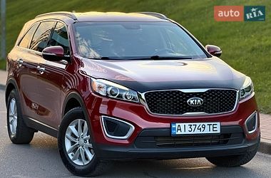 Позашляховик / Кросовер Kia Sorento 2016 в Києві