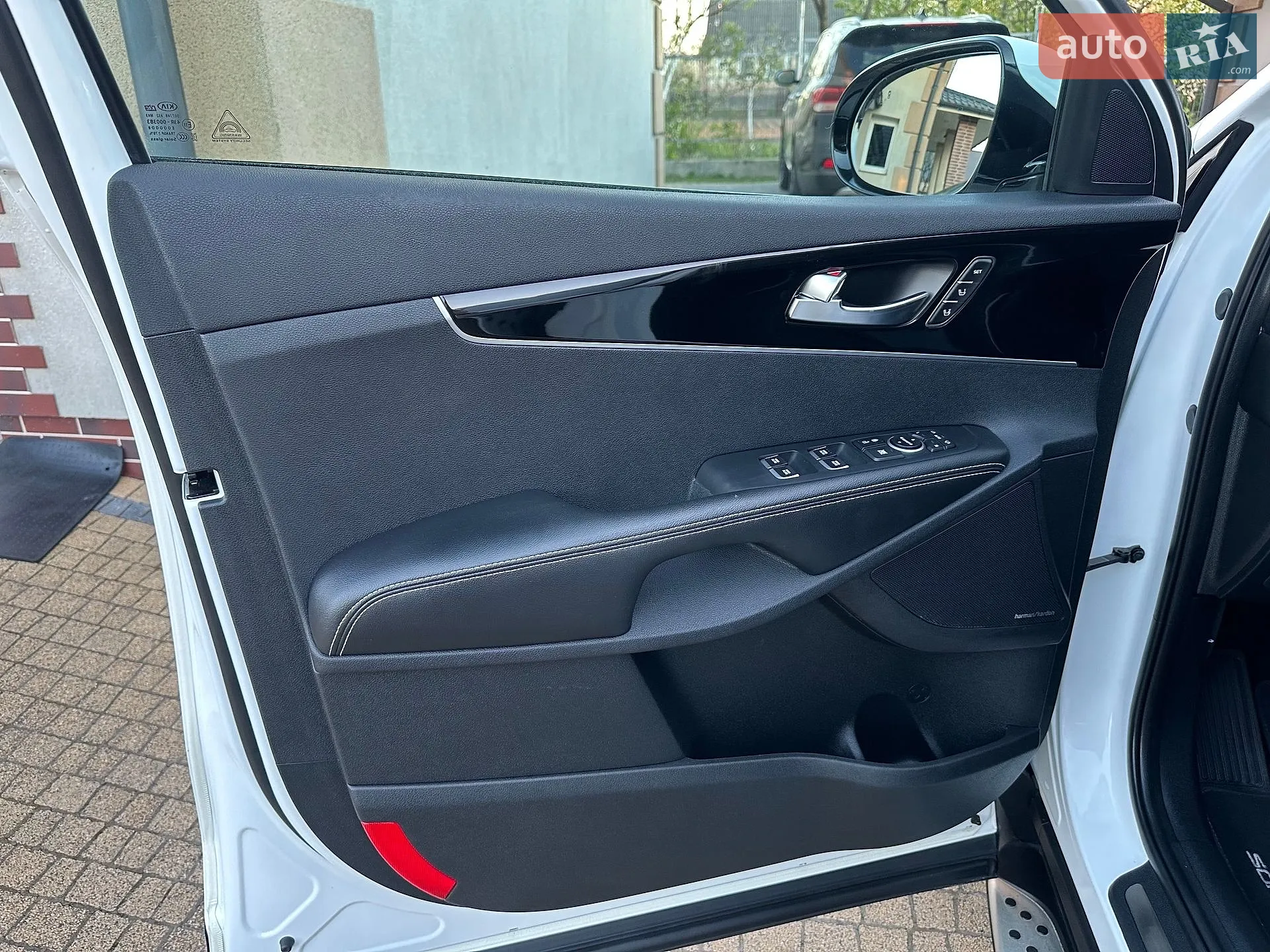 2019 Kia Sorento - мініатюра 108