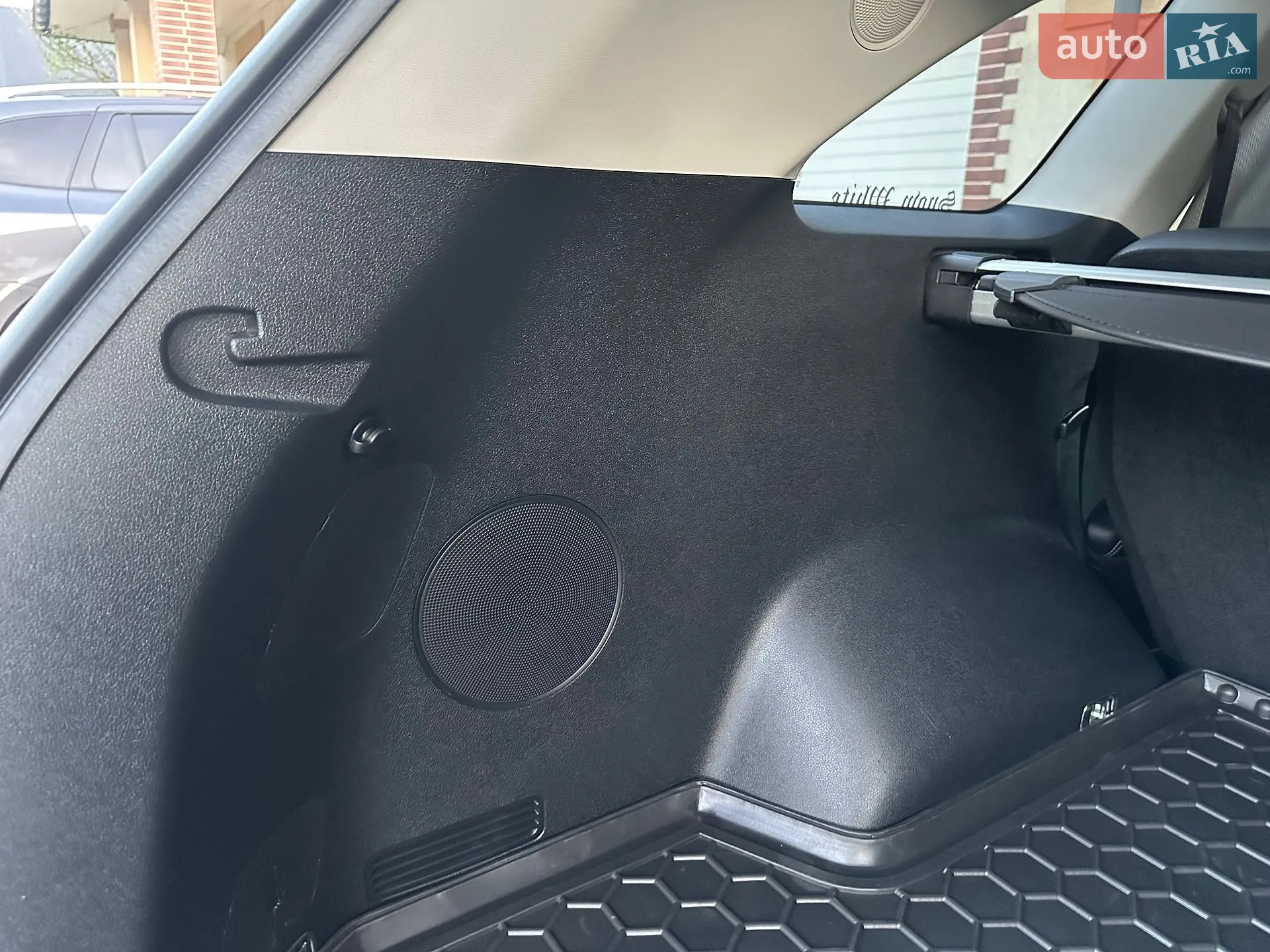 2019 Kia Sorento - мініатюра 191