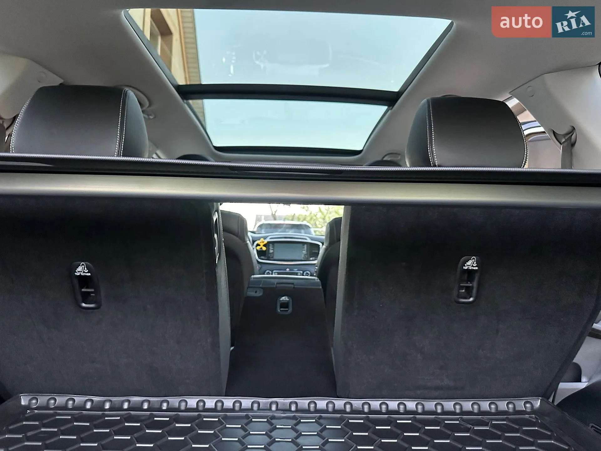 2019 Kia Sorento - мініатюра 201