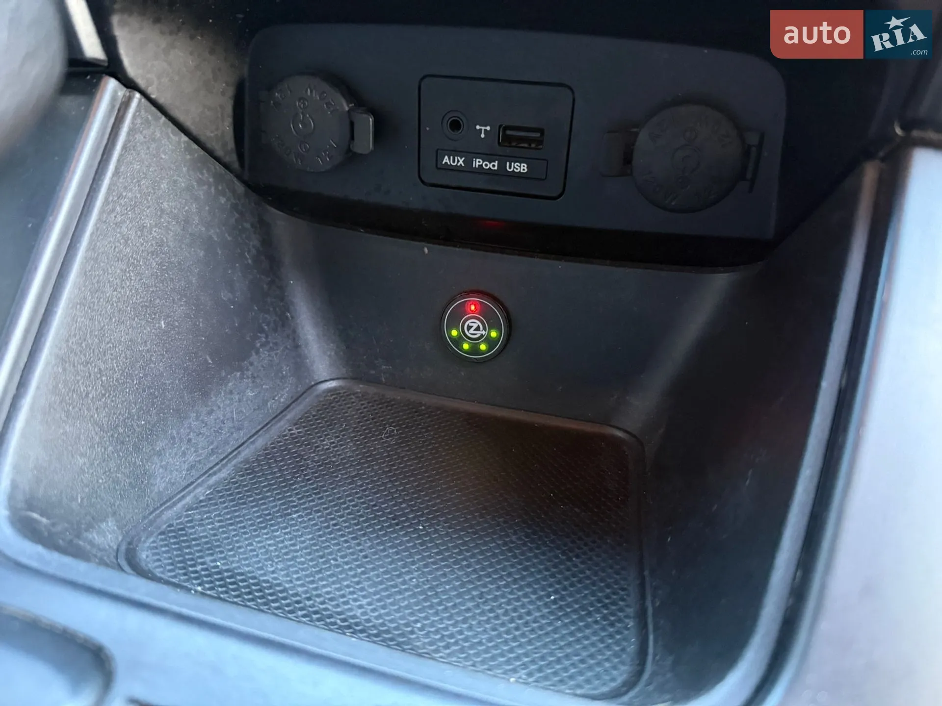 2010 Kia Sorento - мініатюра 23