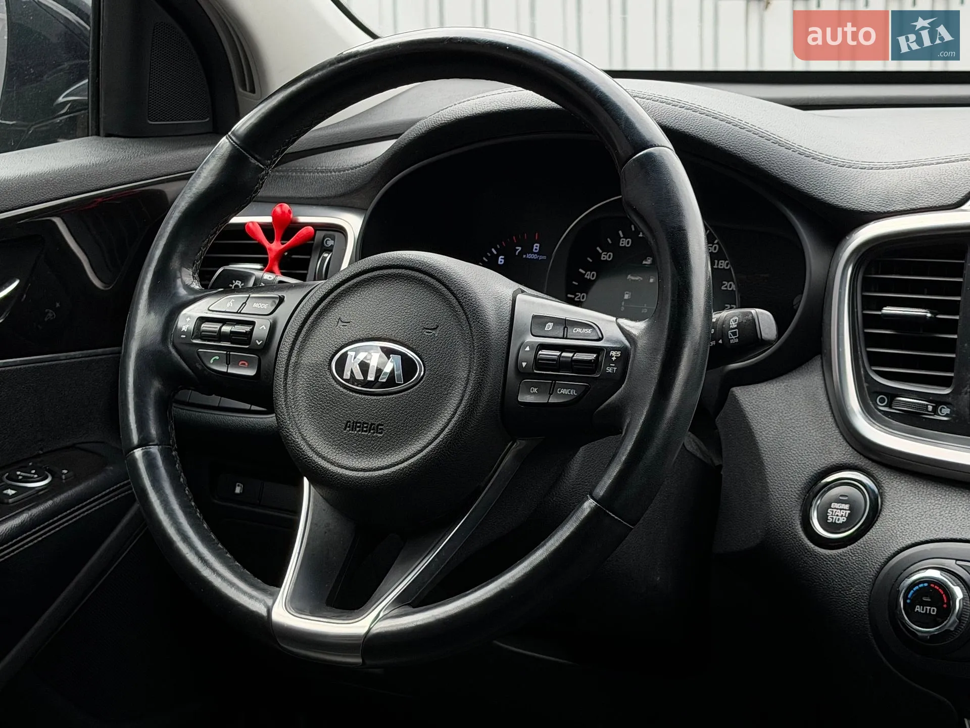 2016 Kia Sorento - мініатюра 28