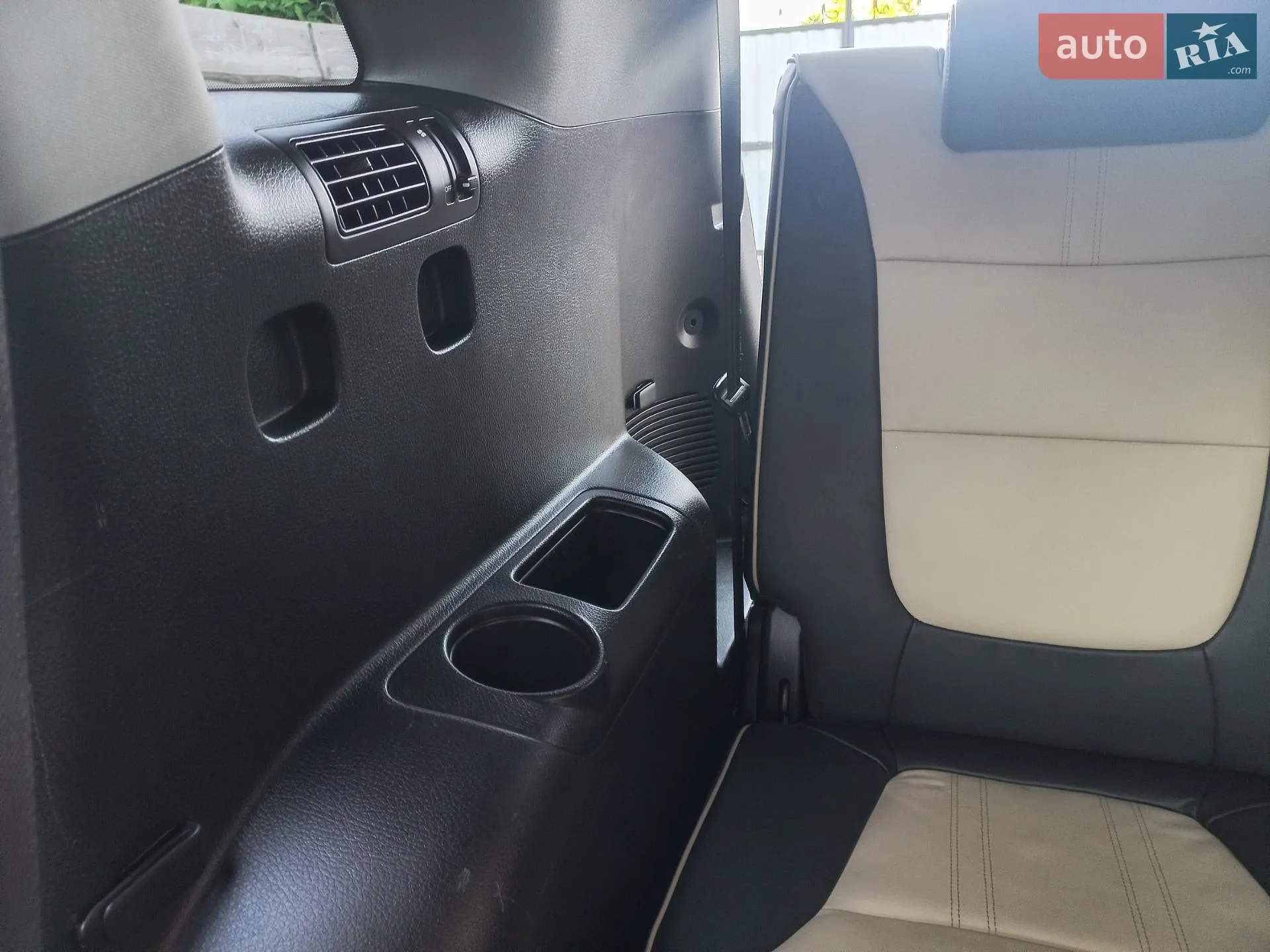 2011 Kia Sorento - мініатюра 88