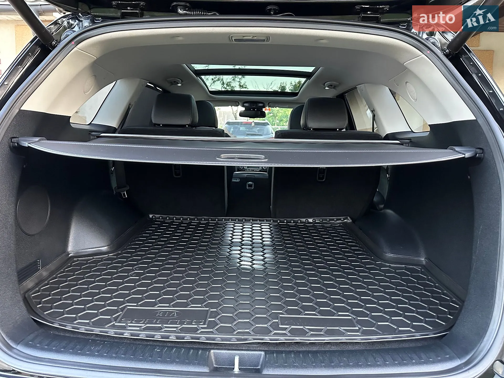 2017 Kia Sorento - мініатюра 191
