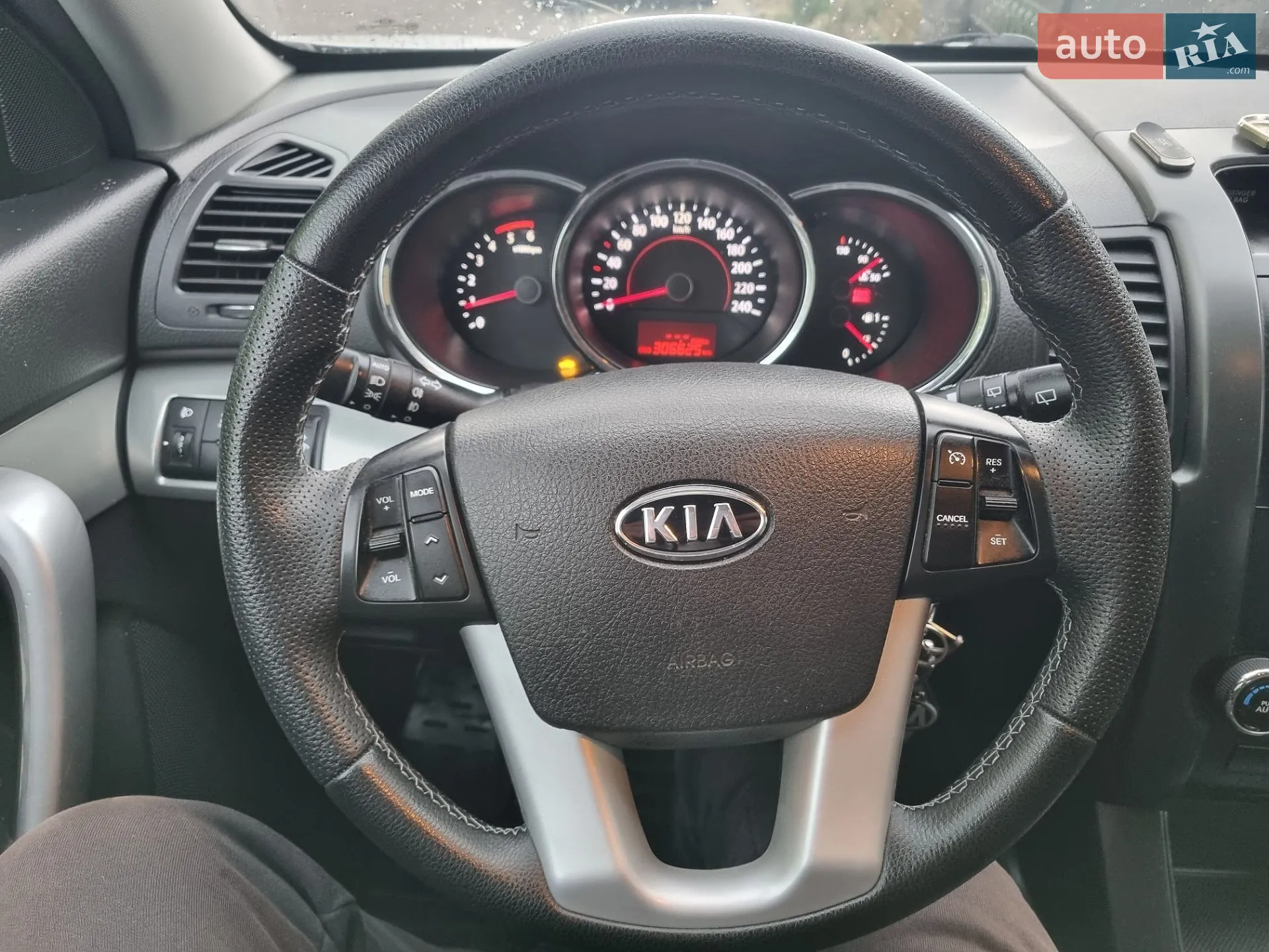 2010 Kia Sorento - мініатюра 31